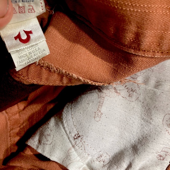 Rare!  Skulls and Roses Straight True Religion Size 32x32 (NOT AUTHENTIC) - Picture 8 of 12